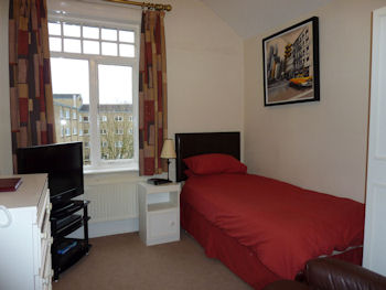 Small studio with single bed